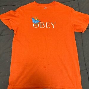 Obey tshirt